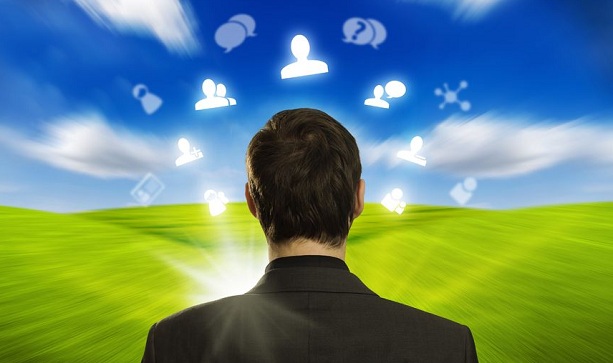 3 pasos para combatir la “soledad del líder” en la toma de decisiones